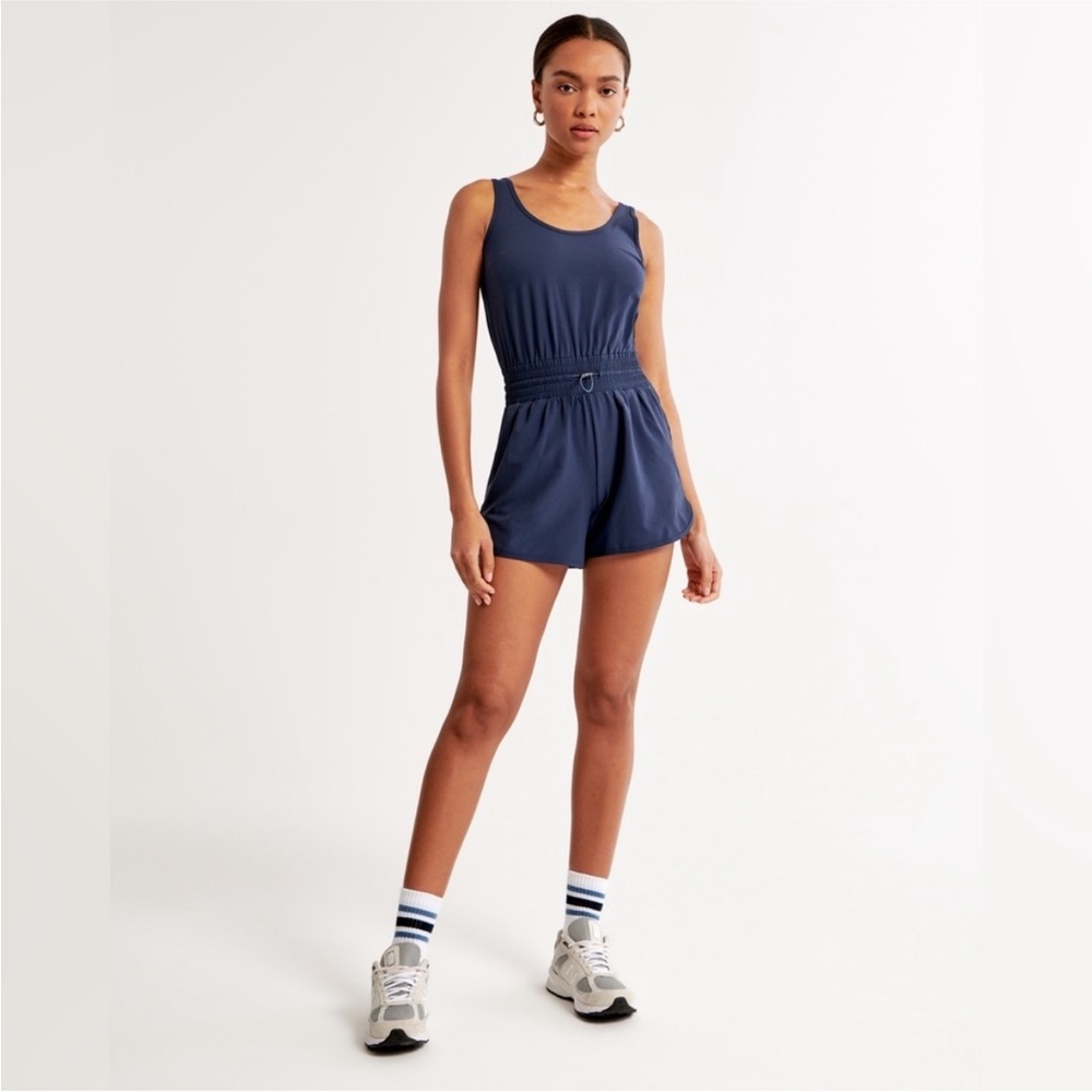 Abercrombie Navy Traveler Romper XSP